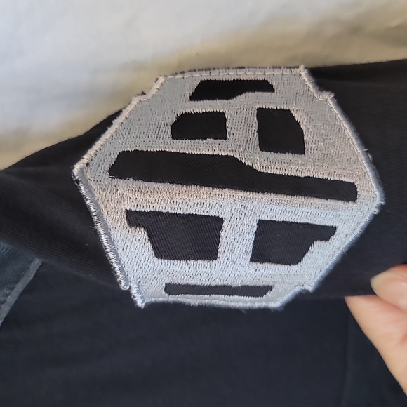 Tristan XL Henley from production - Picture 5 of 9